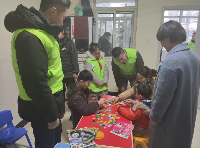 蜀山区城管局吴松一行慰问领航·安泰儿童康复中心